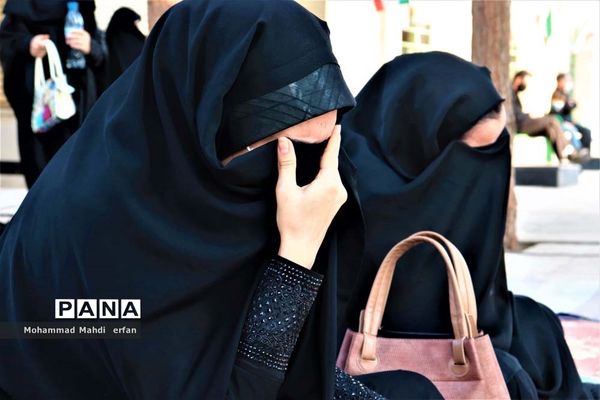 یک اربعین اشک