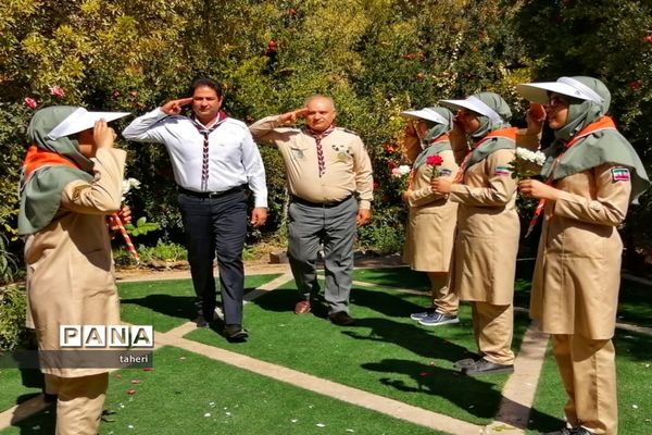 بازدید رئیس سازمان دانش‌آموزی فارس از فعالیت‌های پیشتازان در نی ریز