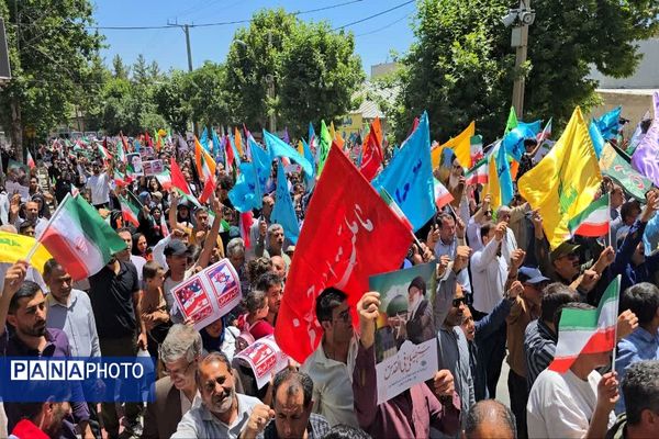 حماسه باشکوه ملت بزرگ ایران در راهپیمایی جمعه خشم و نصر 