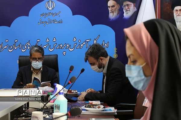 تجلیل از رابطان و خبرنگاران فعال پانا دراداره‌کل آموزش و پرورش شهرستان‌های استان تهران