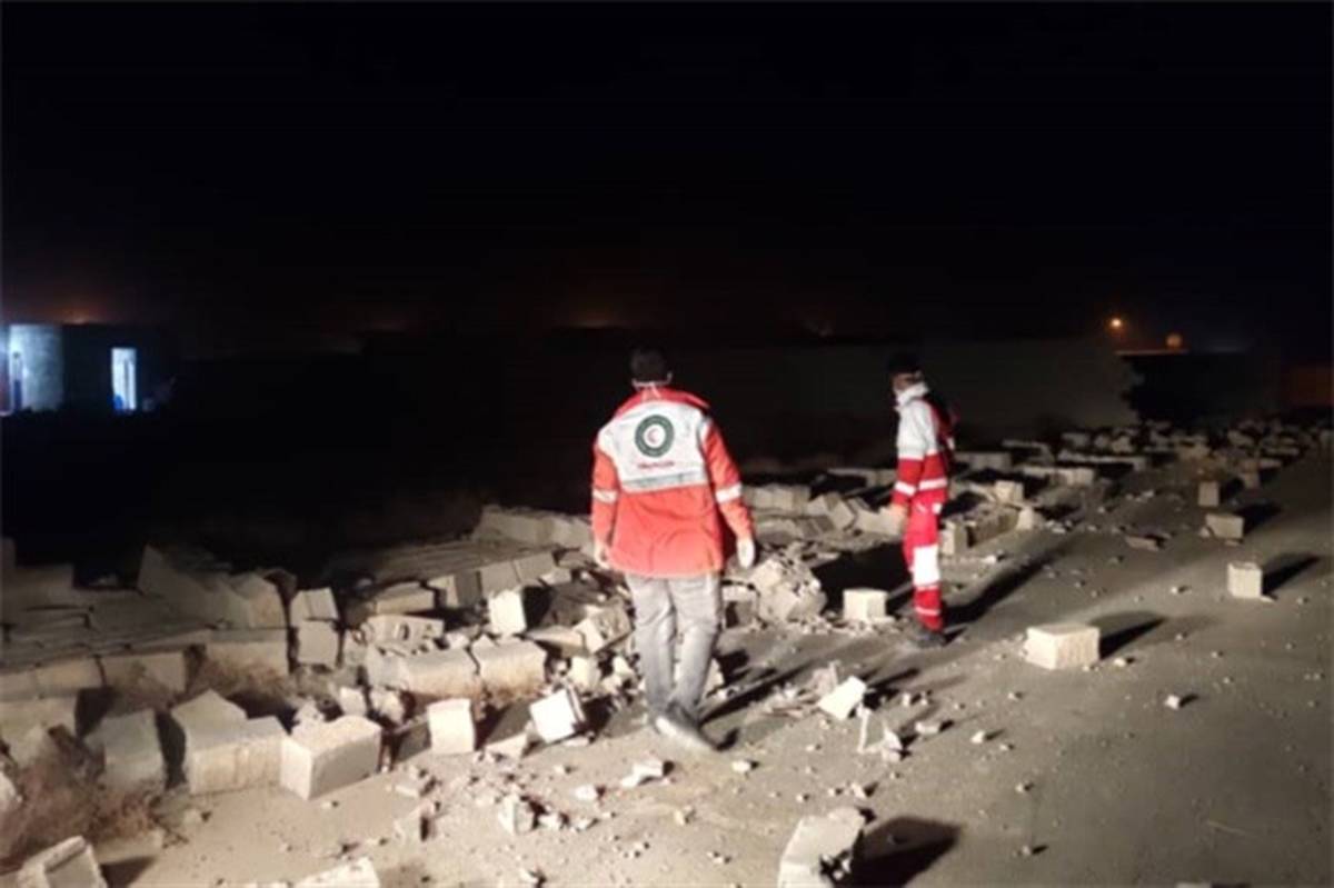 اسکان اضطراری 120 زلزله‌زده هرمزگان؛ 30 دستگاه چادر امدادی برپا شد