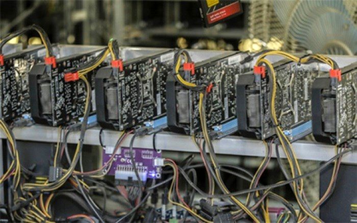 کشف 170 دستگاه استخراج ارز دیجیتال در تهران
