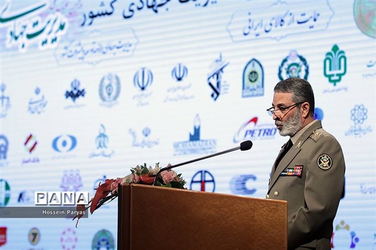 سرلشکر موسوی: نیروی هوایی ارتش در عرصه پهپادها به قدرتی کم نظیر تبدیل شده است