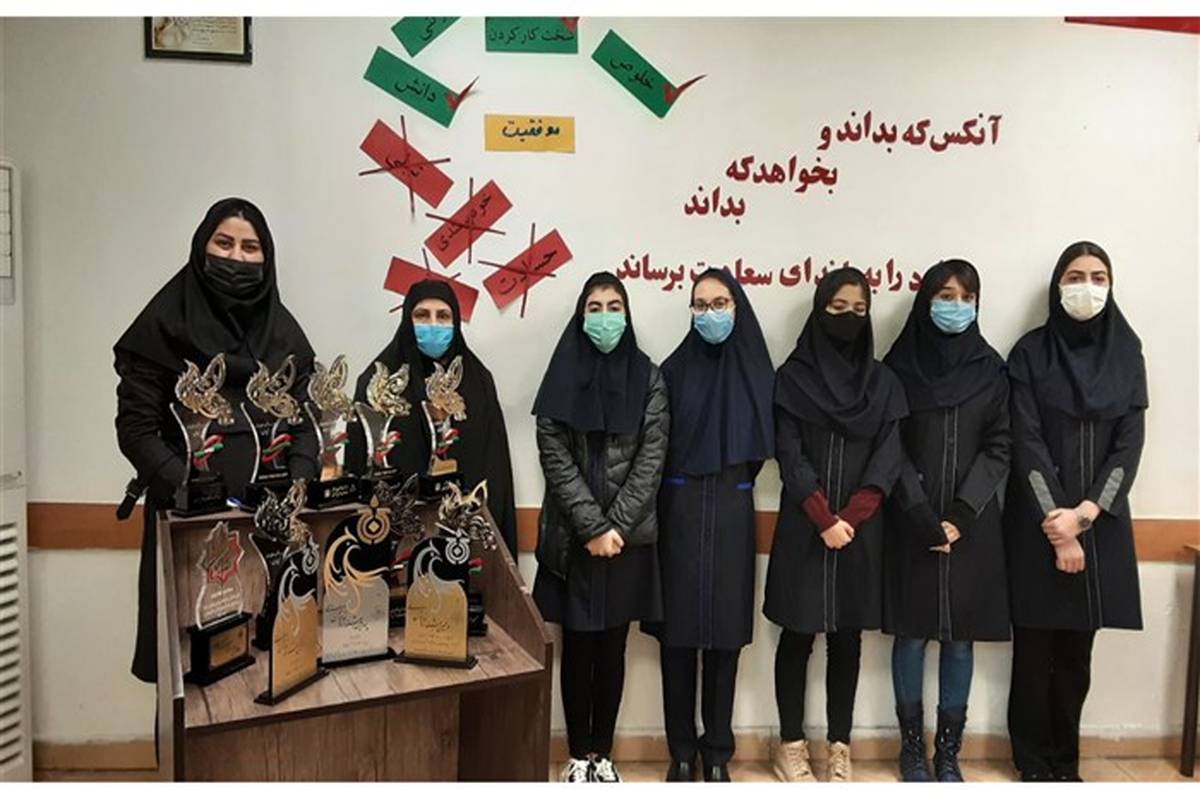 کسب مدال نقره و برنز جهانی توسط دانش آموزان منطقه 5 تهران