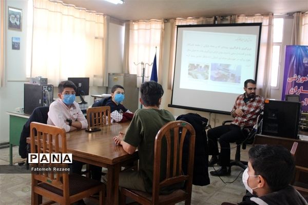 برگزاری دوره آموزش خبرنگاری دانش‌آموزان پسراستان زنجان