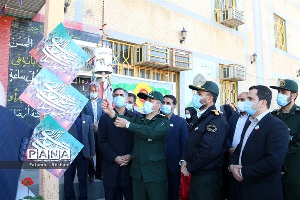 نواختن زنگ انقلاب در مدارس شهرستان امیدیه