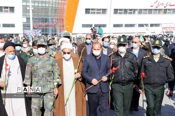مراسم گلبانگ انقلاب در میدان شهدای  مشهد