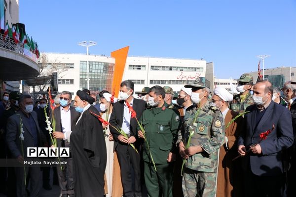مراسم گلبانگ انقلاب در میدان شهدای  مشهد