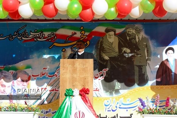 طنین انداز شدن زنگ انقلاب اسلامی درآموزشگاه شهید اورکی اسلامشهر