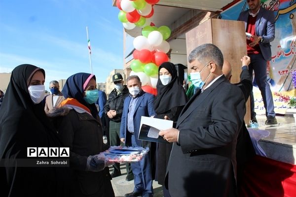 طنین انداز شدن زنگ انقلاب اسلامی درآموزشگاه شهید اورکی اسلامشهر