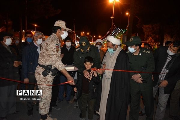 افتتاحیه نمایشگاه مدافعان انقلاب در بیرجند استان خراسان جنوبی