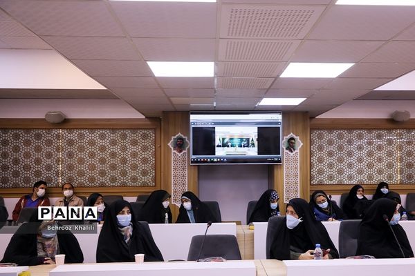 افتتاحیه نهمین دوره نمایشگاه‌های دانش‌آموزی مدرسه انقلاب