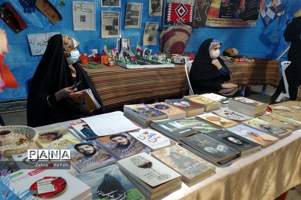 افتتاحیه نمایشگاه فجر در شهرستان امیدیه