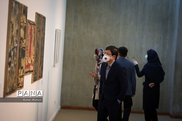 نمایشگاه های ارمغان و عکس مفهومی موزه هنرهای معاصر