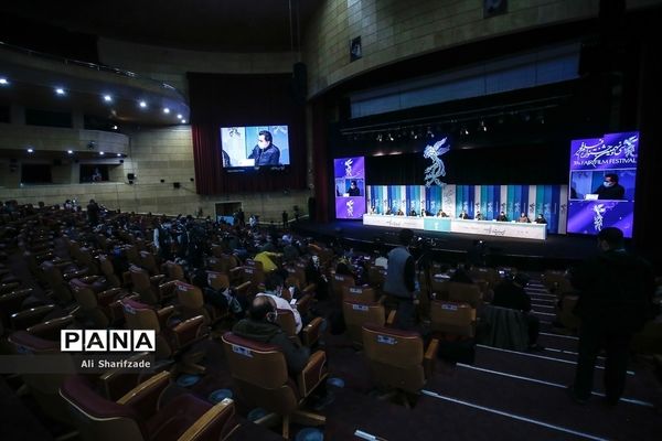 اکران فیلم "تک تیرانداز" در سی و نهمین جشنواره بین المللی فیلم فجر