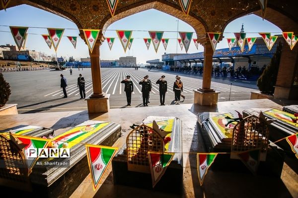 چهل و سومین مراسم دانش‌آموختگی دانشجویان دانشگاه علوم انتظامی امین