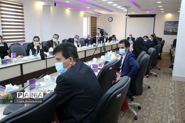 نشست مدیران و روسای آموزش و پرورش  شهرستان‌ها و مناطق استان بوشهر با معاون وزیر