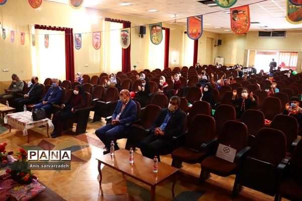 برپایی جشن یاوران انقلاب در ناحیه ۴شیراز