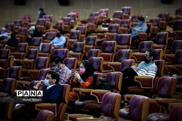 در حاشیه سی و نهمین جشنواره بین المللی فیلم فجر