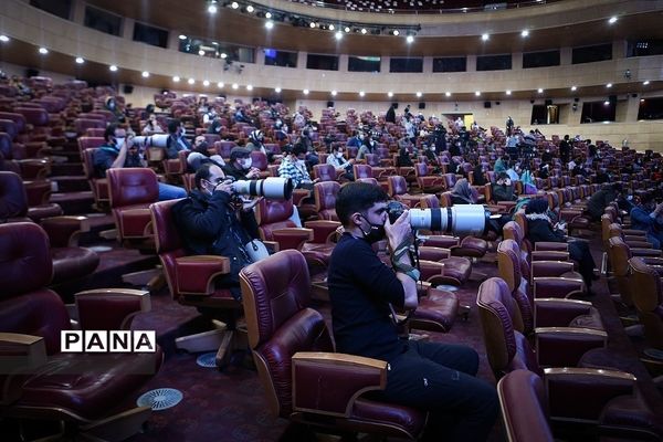 در حاشیه سی و نهمین جشنواره بین المللی فیلم فجر