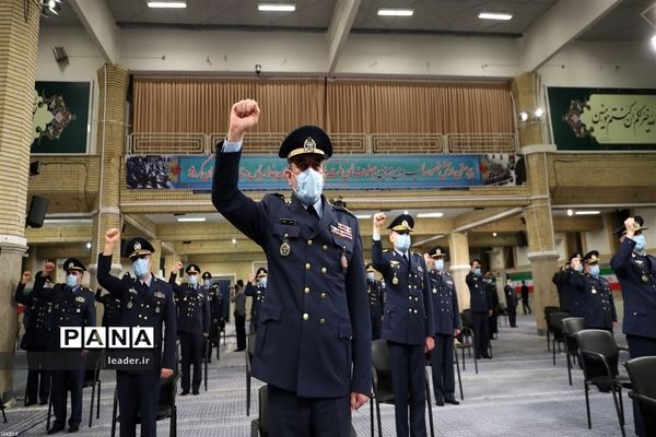 دیدار جمعی از فرماندهان نیروی هوایی و نیروی پدافند هوایی ارتش با رهبر انقلاب