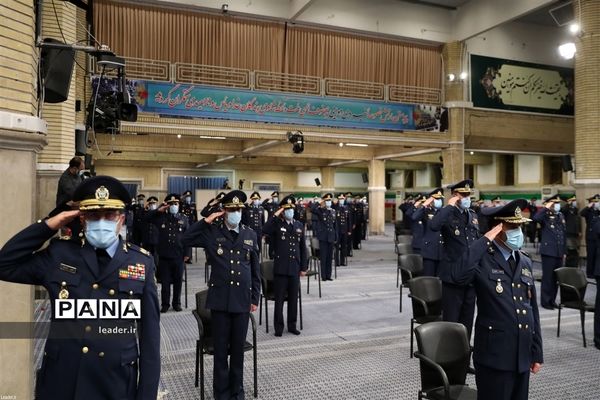 دیدار جمعی از فرماندهان نیروی هوایی و نیروی پدافند هوایی ارتش با رهبر انقلاب