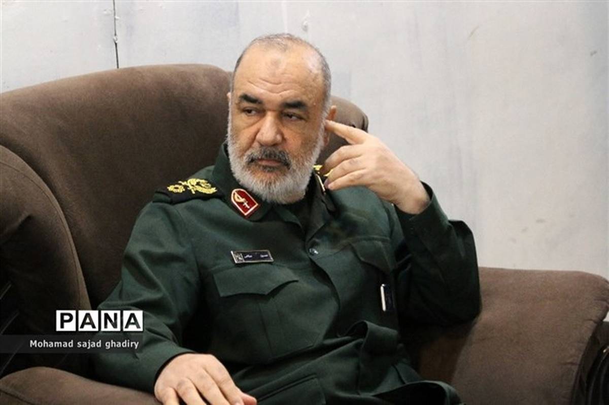 سرلشکر سلامی: ملت ایران در مسیر پیشرفت حرکت می‌کند