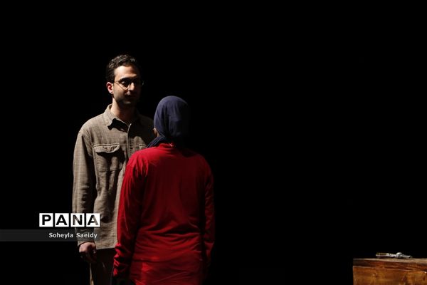 اجرای نمایش"ریبوت"