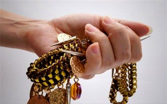 سارق طلاهای ۵۰۰ میلیون تومانی در دام پلیس اهر