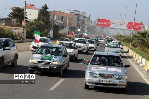 راهپیمایی خودرویی ۲۲ بهمن در محمودآباد