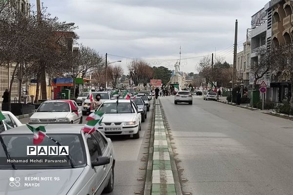 راهپیمایی  خودرویی ۲۲ بهمن در کرمانشاه