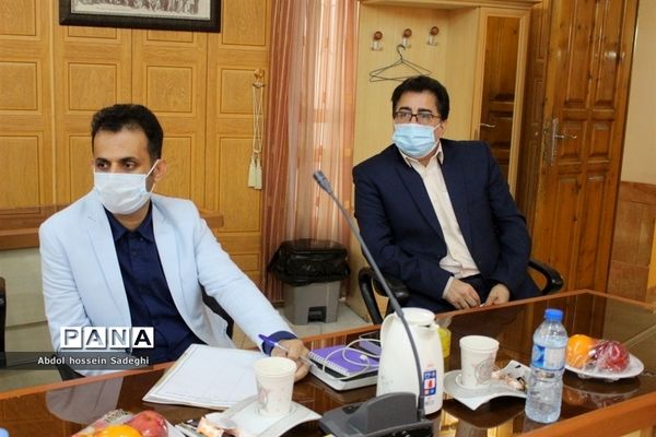 نشست مشترک شورای معاونان اداره کل آموزش و پرورش استان بوشهر و شهرستان بوشهر