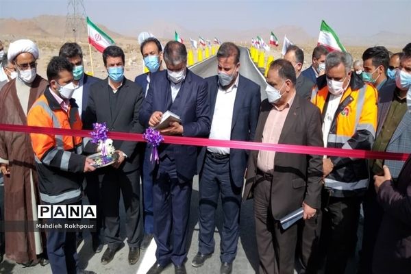 بازدید وزیر راه و شهرسازی از مرزهای ماهی رود و درح