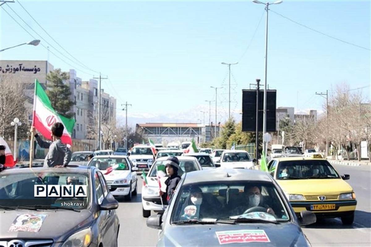 برگزاری چهل و دومین سالگرد پیروزی انقلاب اسلامی با رژه کاروان موتوری در طرقبه شاندیز