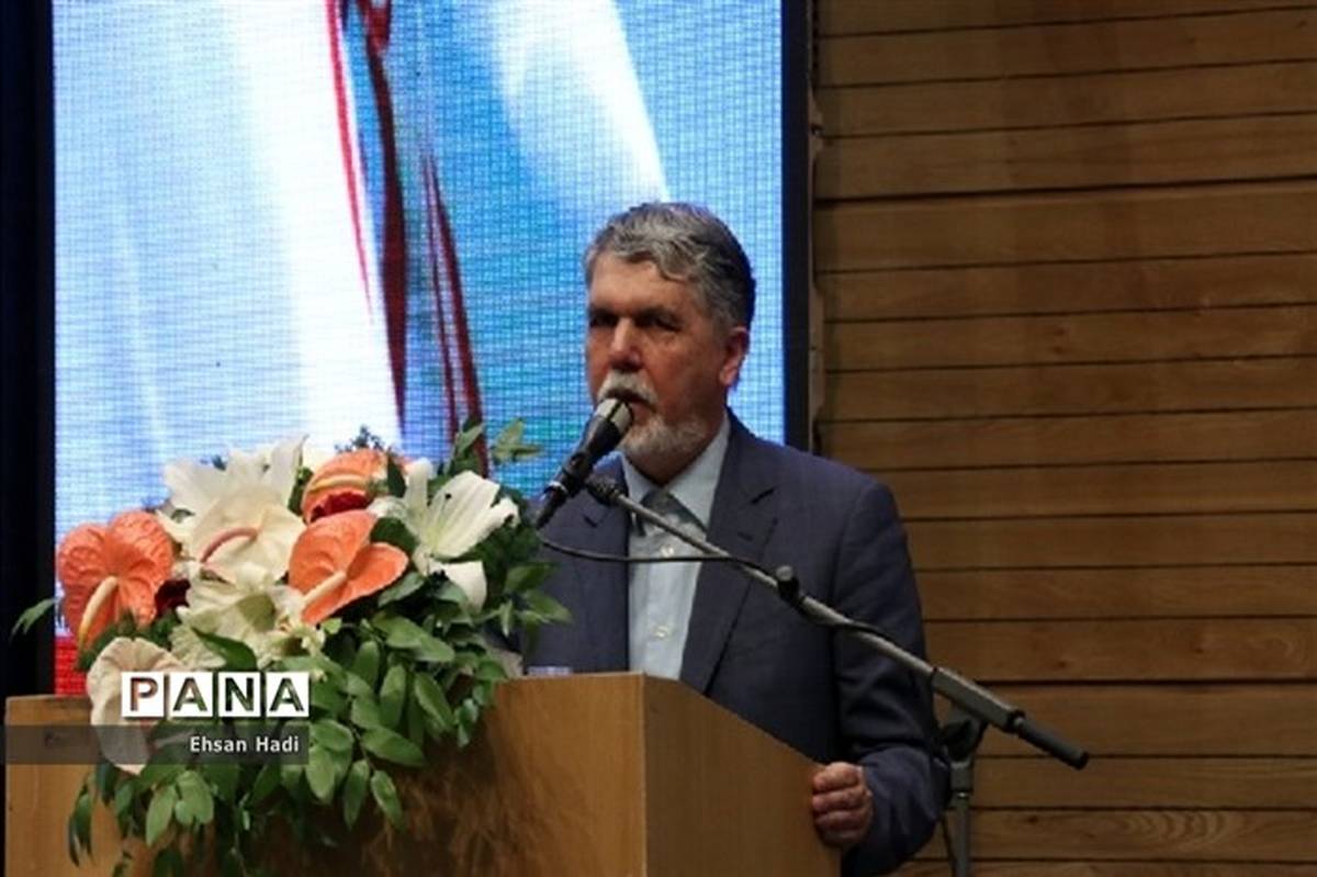 واکنش وزیر ارشاد به لغو الزام دولتی‌ها به انتشار آگهی در روزنامه‌ها