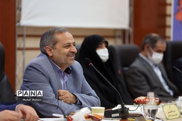 نشست هم اندیشی مدیران سازمان دانش آموزی سراسر کشور -2