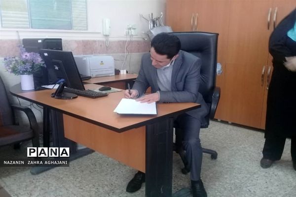 بازدید از مدارس مجری طرح‌های تفاهم نامه وزارت آموزش و پرورش و ستاد مبارزه با مواد مخدردر رباط کریم