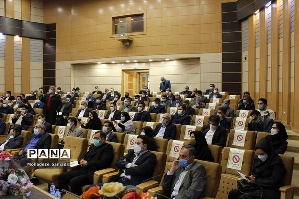 جلسه کارگروه تسهیل  و رفع موانع تولید استان تهران در شهرستان اسلامشهر