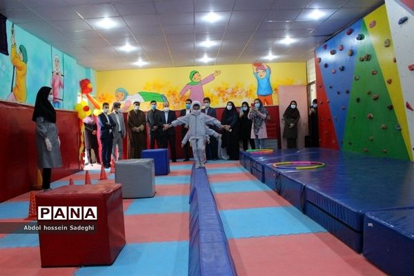 افتتاح کلاس درس تربیت بدنی در سازه مدرسه دبستان دخترانه شهید فولادی 1 بوشهر