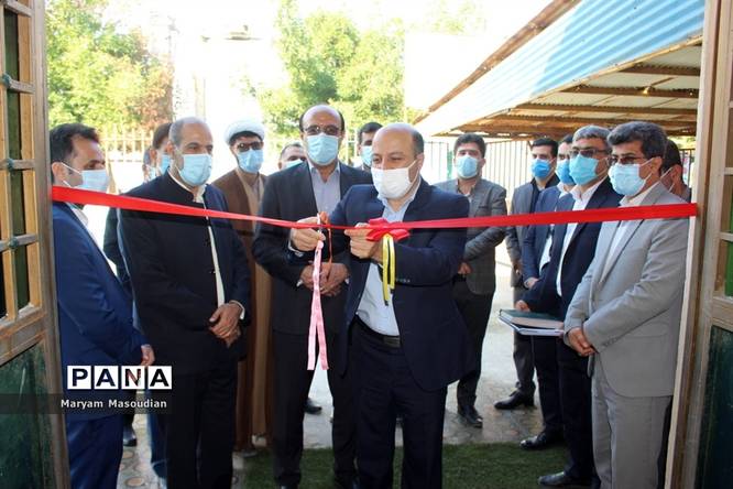 افتتاح سالنهای بدنسازی، کانون حرکات اصلاحی و تندرستی در مجموعه ورزشی آزادگان بوشهر