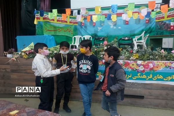 جشن هفته کانون های فرهنگی تربیتی ویژه اعضای فعال کانون لقمان کاشمر