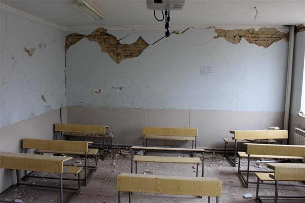 ۱۱ تیم ارزیاب در حال بازدید از مدارس زلزله زده شهرستان دنا هستند