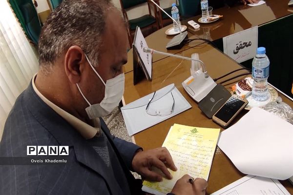 مناظره دانش‌آموزی شهرستان‌های بهشهر و گلوگاه