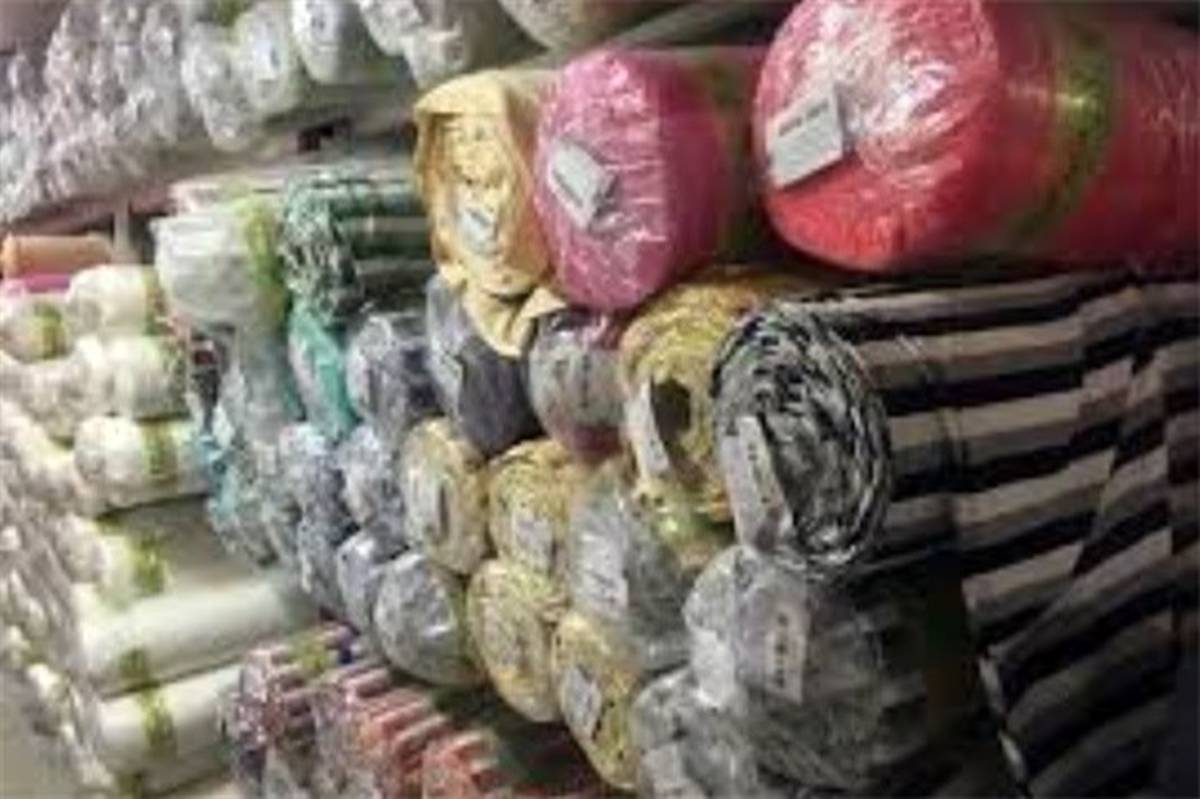 دپوی 100میلیارد ریال پارچه قاچاق در اسلامشهر