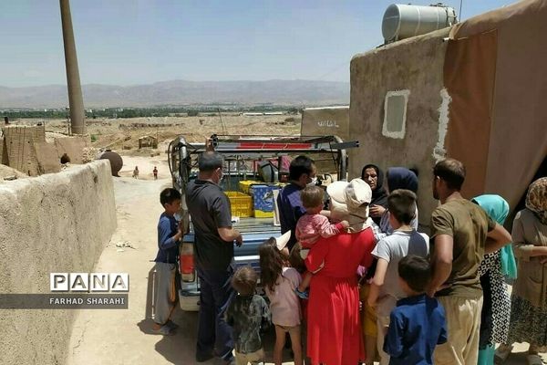 کمک‌رسانی مردمی در مناطق محروم جنوب تهران