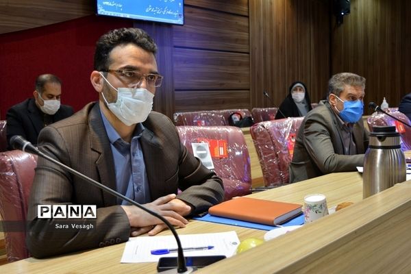 جلسه معاونان پرورشی مناطق 21 گانه شهرستان‌های تهران در شهریار