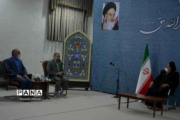 دیدار معاون پرورشی و فرهنگی وزارت آموزش و پرورش با نماینده ولی فقیه خراسان جنوبی
