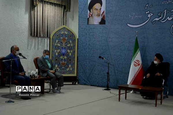 دیدار معاون پرورشی و فرهنگی وزارت آموزش و پرورش با نماینده ولی فقیه خراسان جنوبی