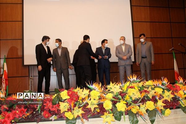 همایش استانی تجلیل از فعالان عرصه تربیت