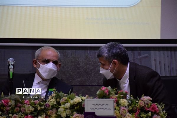 دیدار وزیر آموزش و پرورش با معلمان منتخب آذربایجان شرقی